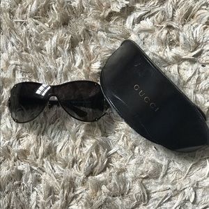 Like New Gucci Shield Sunglasses. Bronze Color
